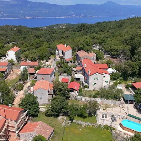 Ana With Jacuzzi & Swimming Pool Villa *