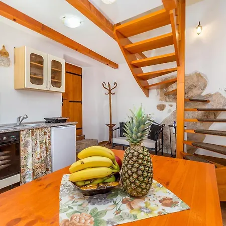 Ana With Jacuzzi & Swimming Pool *