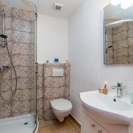 Ana With Jacuzzi & Swimming Pool Cres