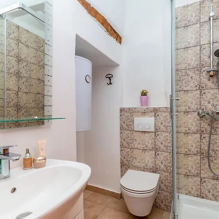 Villa Ana With Jacuzzi & Swimming Pool