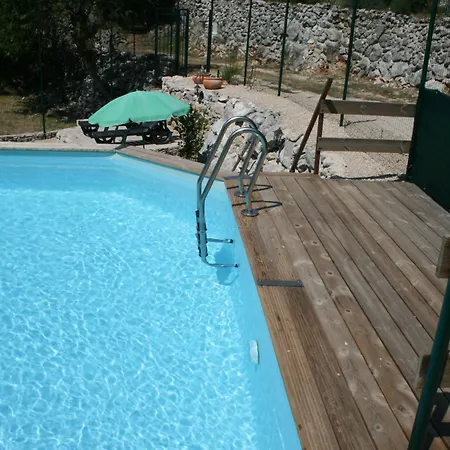 Ana With Jacuzzi & Swimming Pool Cres