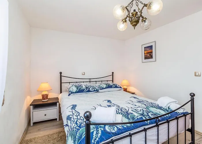 Ana With Jacuzzi & Swimming Pool Villa Cres
