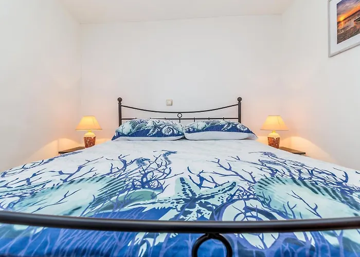 빌라 Ana With Jacuzzi & Swimming Pool