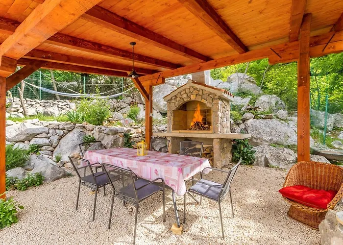 Villa Ana With Jacuzzi & Swimming Pool Cres