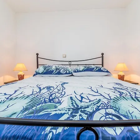 Вилла Ana With Jacuzzi & Swimming Pool