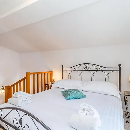 Ana With Jacuzzi & Swimming Pool