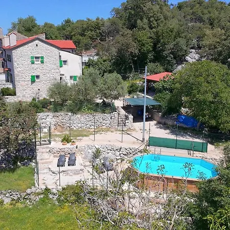 Вилла Ana With Jacuzzi & Swimming Pool Црес